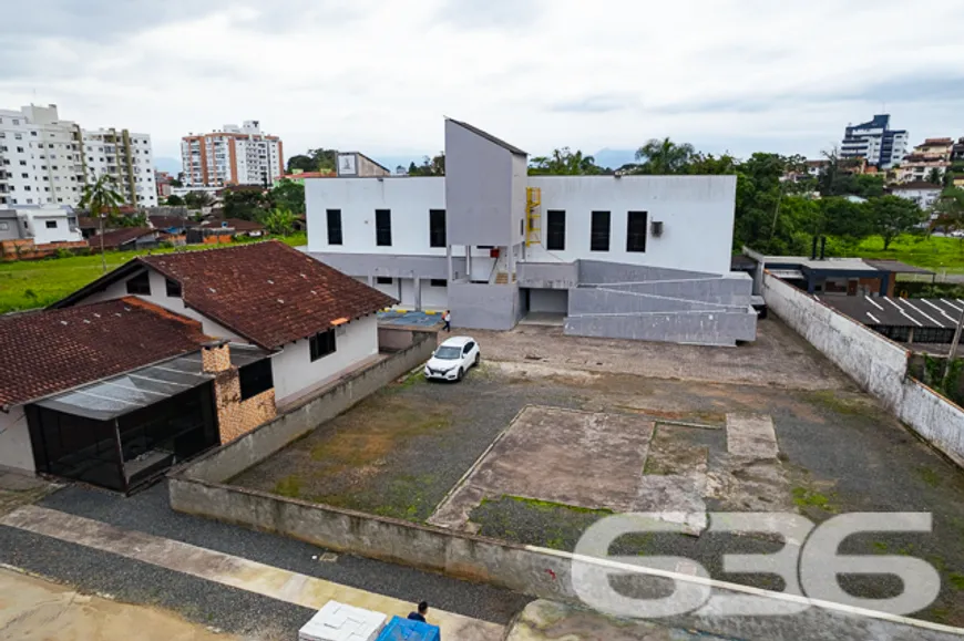 Foto 1 de Imóvel Comercial com 7 Quartos à venda, 1400m² em Saguaçú, Joinville