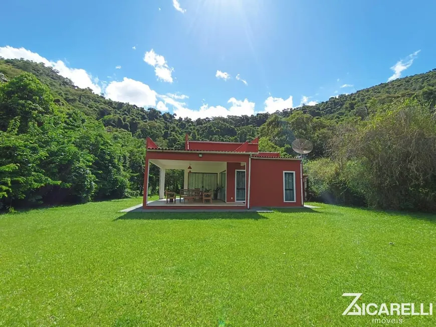 Foto 1 de Casa com 1 Quarto à venda, 2500m² em Penedo, Itatiaia