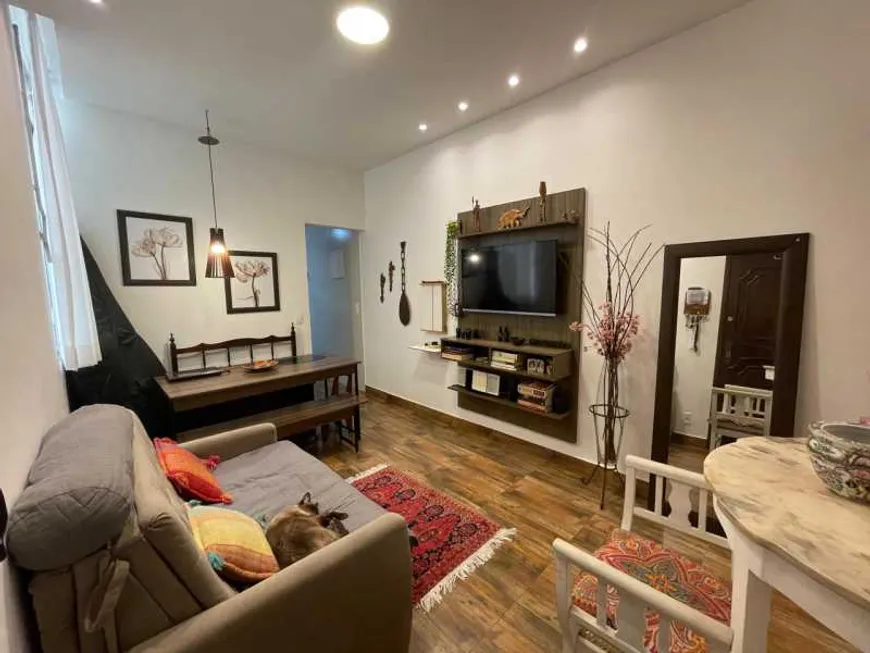 Foto 1 de Apartamento com 2 Quartos à venda, 60m² em Grajaú, Rio de Janeiro