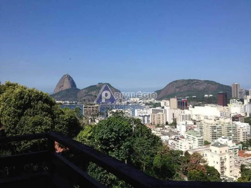 Foto 1 de Casa com 4 Quartos à venda, 400m² em Botafogo, Rio de Janeiro