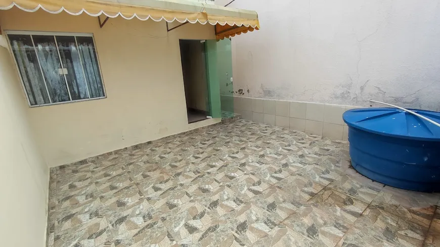 Foto 1 de Casa com 2 Quartos à venda, 60m² em Sol e Mar, Macaé