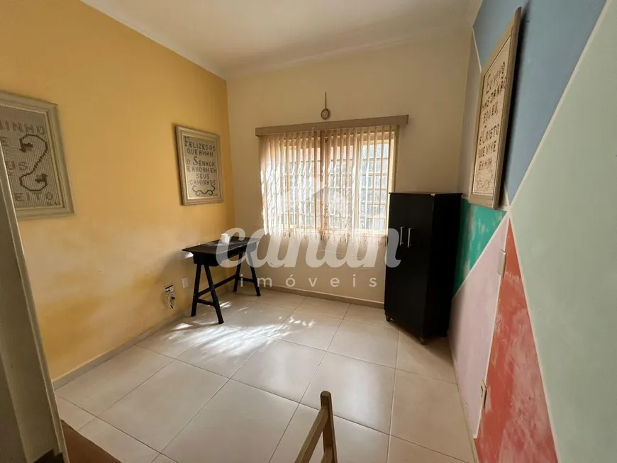 Foto 1 de Casa com 3 Quartos à venda, 274m² em Vila Tibério, Ribeirão Preto
