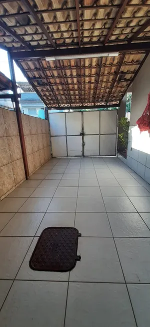 Foto 1 de Casa com 2 Quartos à venda, 116m² em Amendoeira, São Gonçalo