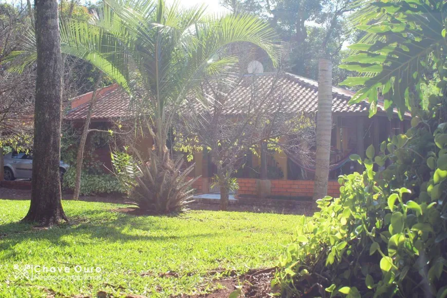 Foto 1 de Fazenda/Sítio com 2 Quartos à venda, 196m² em Santos Dumont, Cascavel