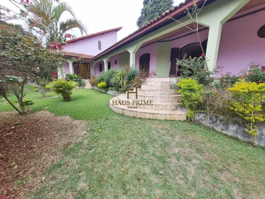 Foto 1 de Fazenda/Sítio com 3 Quartos à venda, 1000m² em Chácara Rincao, Cotia