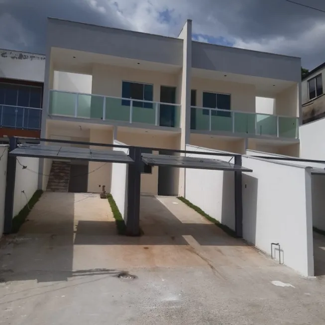 Foto 1 de Casa com 2 Quartos à venda, 90m² em Residencial Lagoa, Betim