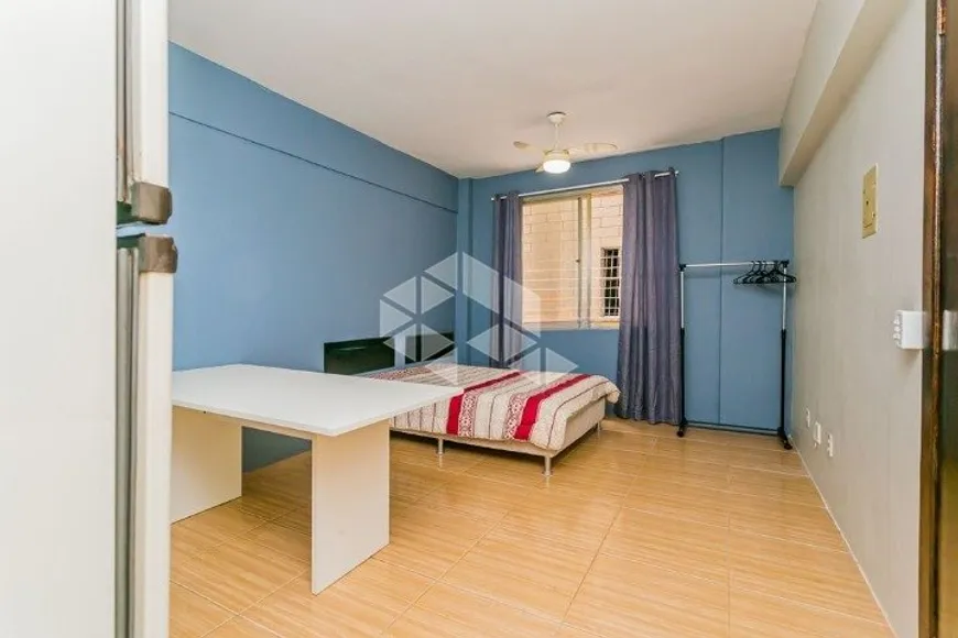 Foto 1 de Apartamento com 1 Quarto à venda, 30m² em São Geraldo, Porto Alegre