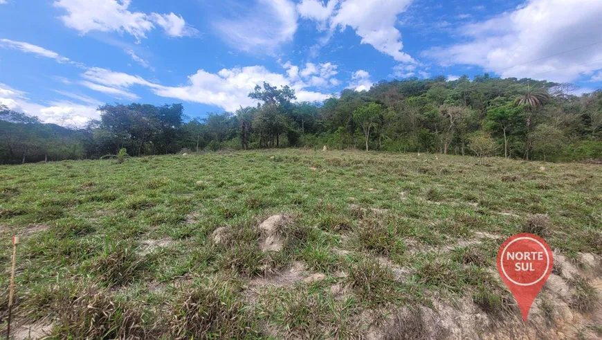 Foto 1 de Lote/Terreno à venda, 1517m² em Aranha, Brumadinho