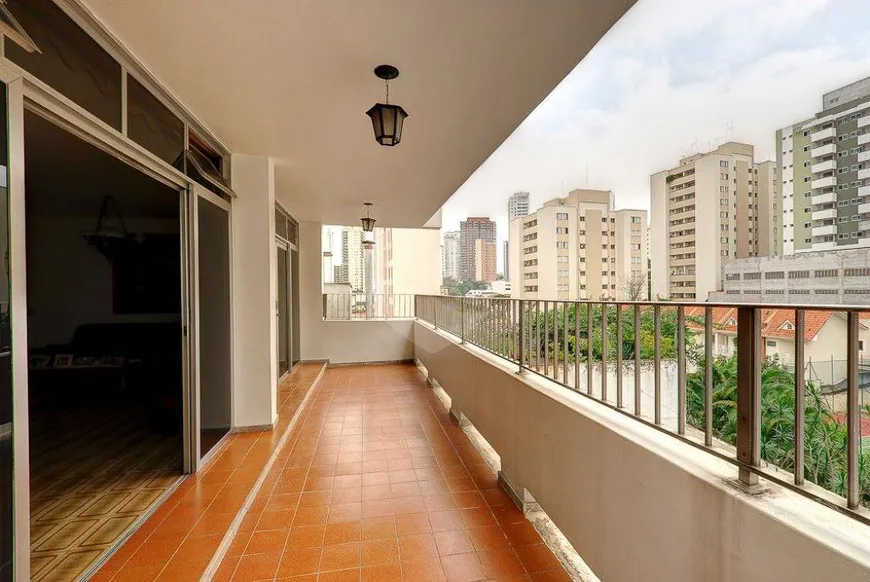 Foto 1 de Casa com 4 Quartos à venda, 387m² em Chácara Klabin, São Paulo