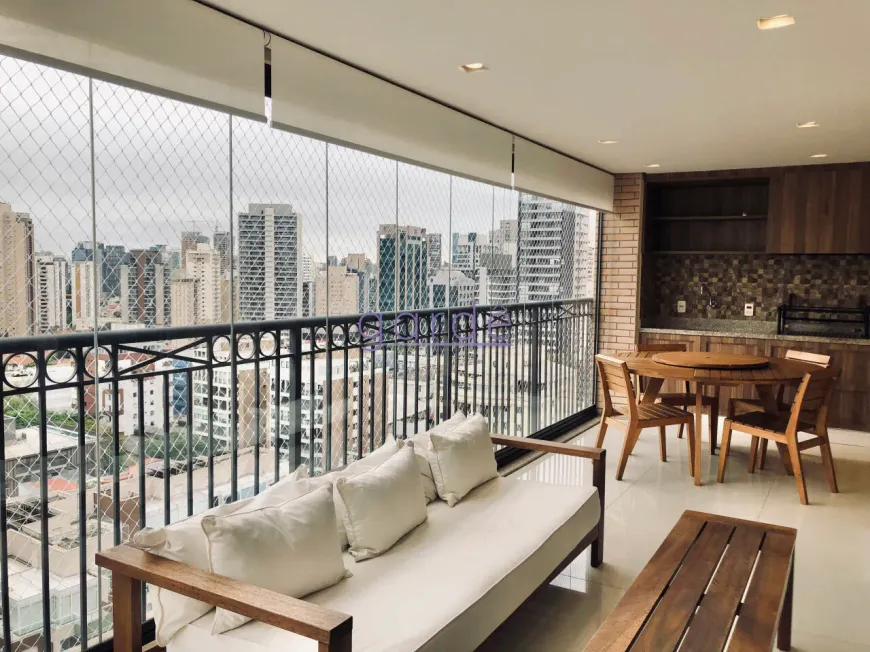 Foto 1 de Apartamento com 4 Quartos para alugar, 192m² em Vila Nova Conceição, São Paulo