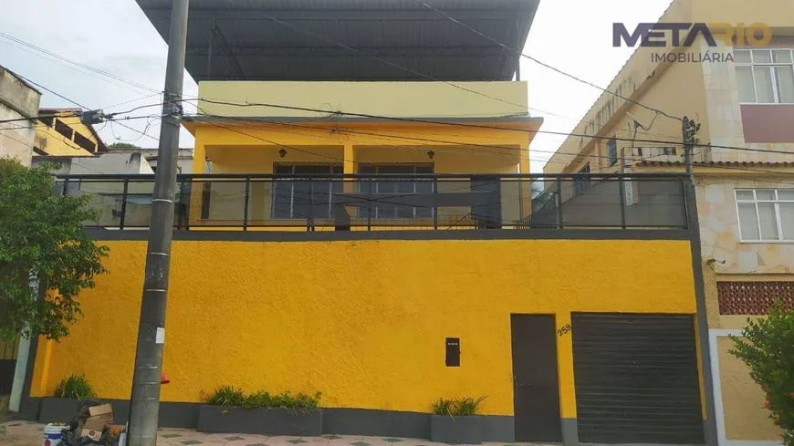 Foto 1 de Casa de Condomínio com 4 Quartos à venda, 328m² em  Vila Valqueire, Rio de Janeiro