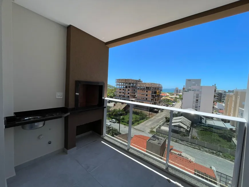 Foto 1 de Apartamento com 3 Quartos à venda, 73m² em Armacao Da Piedade, Governador Celso Ramos