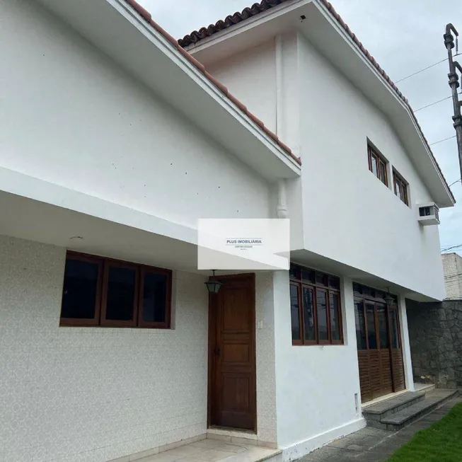 Foto 1 de Casa com 4 Quartos para venda ou aluguel, 400m² em Bongi, Recife