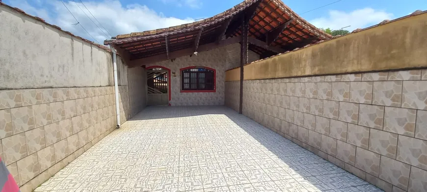 Foto 1 de Casa com 3 Quartos à venda, 250m² em Jardim Real, Praia Grande