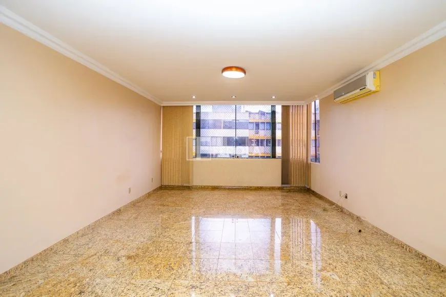 Foto 1 de Apartamento com 3 Quartos à venda, 137m² em Asa Norte, Brasília