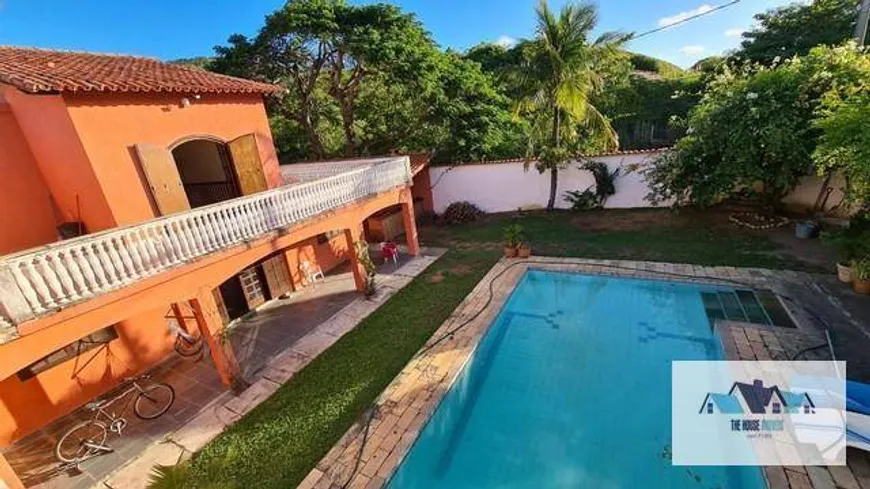 Foto 1 de Casa de Condomínio com 3 Quartos à venda, 400m² em Itaipu, Niterói