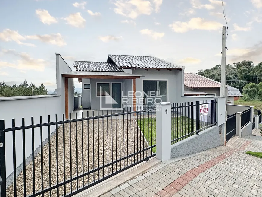 Foto 1 de Casa com 2 Quartos à venda, 77m² em Araponguinhas, Timbó