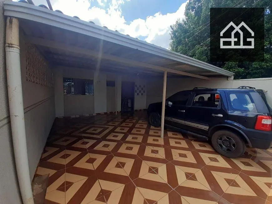 Foto 1 de Casa com 4 Quartos à venda, 84m² em Esmeralda, Cascavel