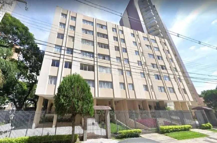 Foto 1 de Apartamento com 3 Quartos à venda, 78m² em Cabral, Curitiba
