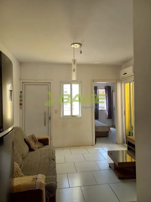 Foto 1 de Casa com 2 Quartos à venda, 42m² em Laranjal, Pelotas