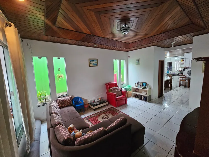 Foto 1 de Casa com 4 Quartos à venda, 250m² em Cidade Nova, Ananindeua