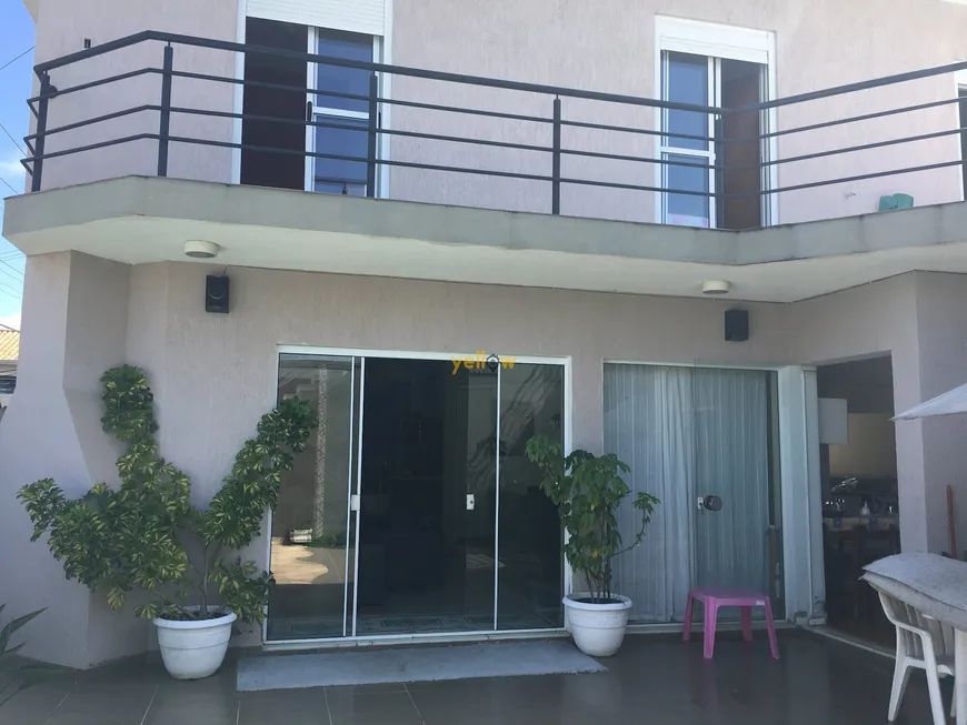 Foto 1 de Casa com 4 Quartos à venda, 250m² em Vila Nova Socorro, Mogi das Cruzes