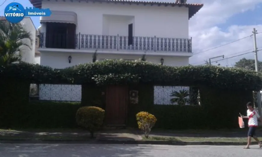 Foto 1 de Casa com 3 Quartos à venda, 300m² em Jardim Florida, São Roque