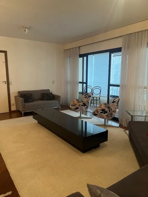 Foto 1 de Apartamento com 4 Quartos à venda, 142m² em Itaim Bibi, São Paulo