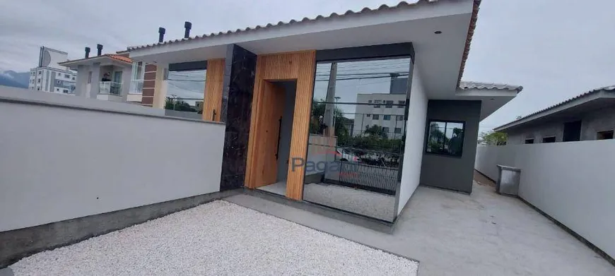 Foto 1 de Casa com 3 Quartos à venda, 70m² em Nova Palhoça, Palhoça