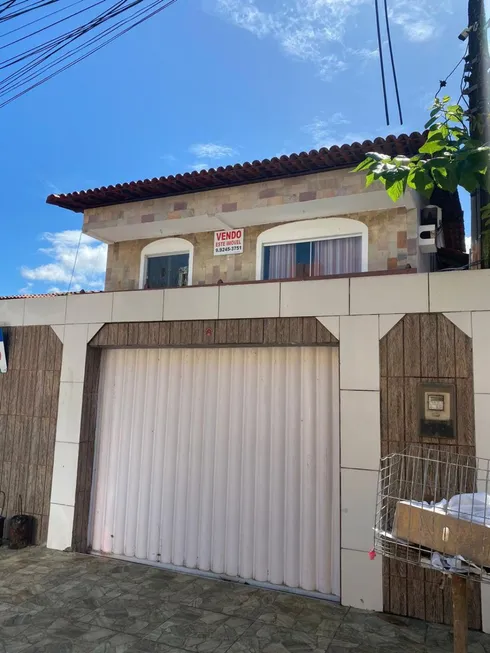 Foto 1 de Casa com 8 Quartos à venda, 240m² em Pernambués, Salvador