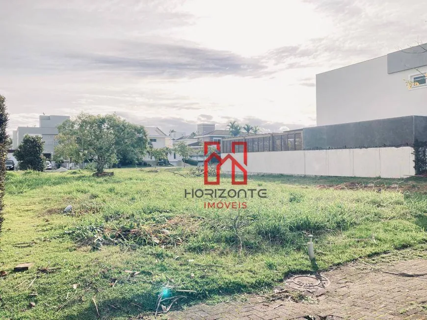 Foto 1 de Lote/Terreno à venda, 540m² em Jurerê, Florianópolis