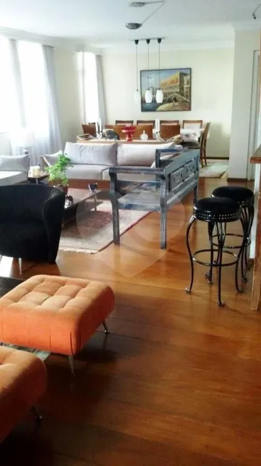 Foto 1 de Apartamento com 3 Quartos à venda, 197m² em Santa Cecília, São Paulo