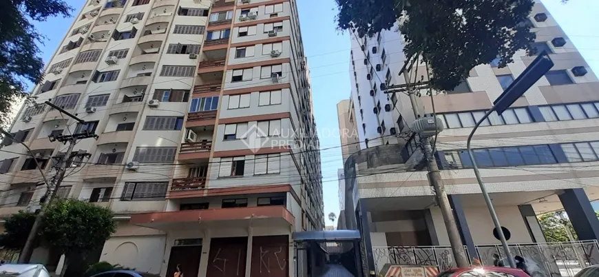 Foto 1 de Apartamento com 2 Quartos à venda, 73m² em Centro Histórico, Porto Alegre