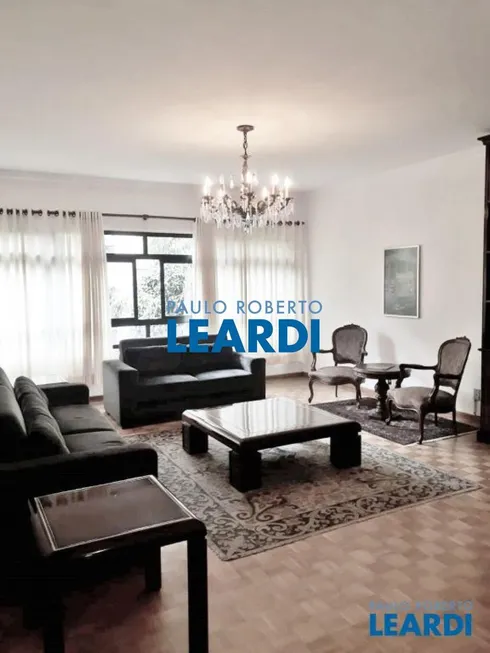 Foto 1 de Apartamento com 4 Quartos à venda, 240m² em Jardim Paulista, São Paulo