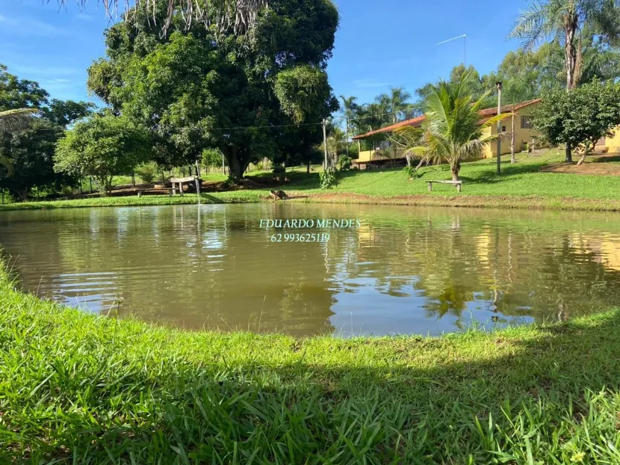 Foto 1 de Fazenda/Sítio com 3 Quartos à venda, 30000m² em Zona Rural, Bonfinópolis