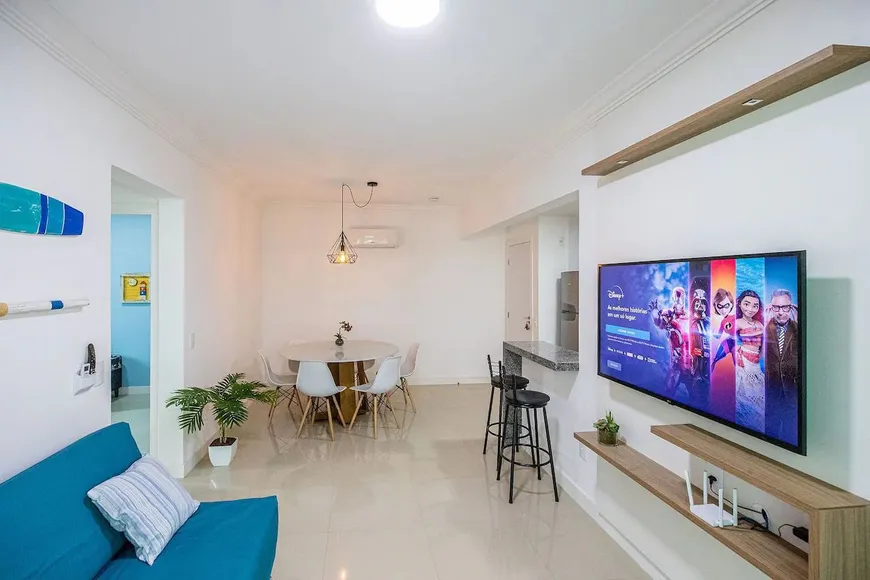 Foto 1 de Apartamento com 2 Quartos à venda, 75m² em Praia de Bombas, Bombinhas