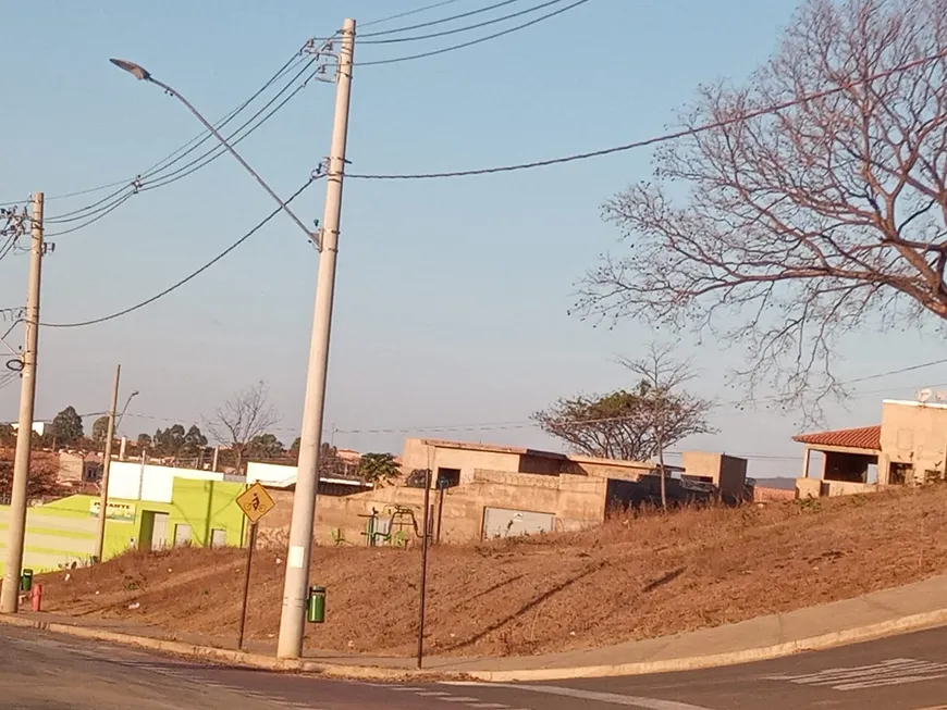 Foto 1 de Lote/Terreno à venda, 200m² em Mirante do Sol, Montes Claros