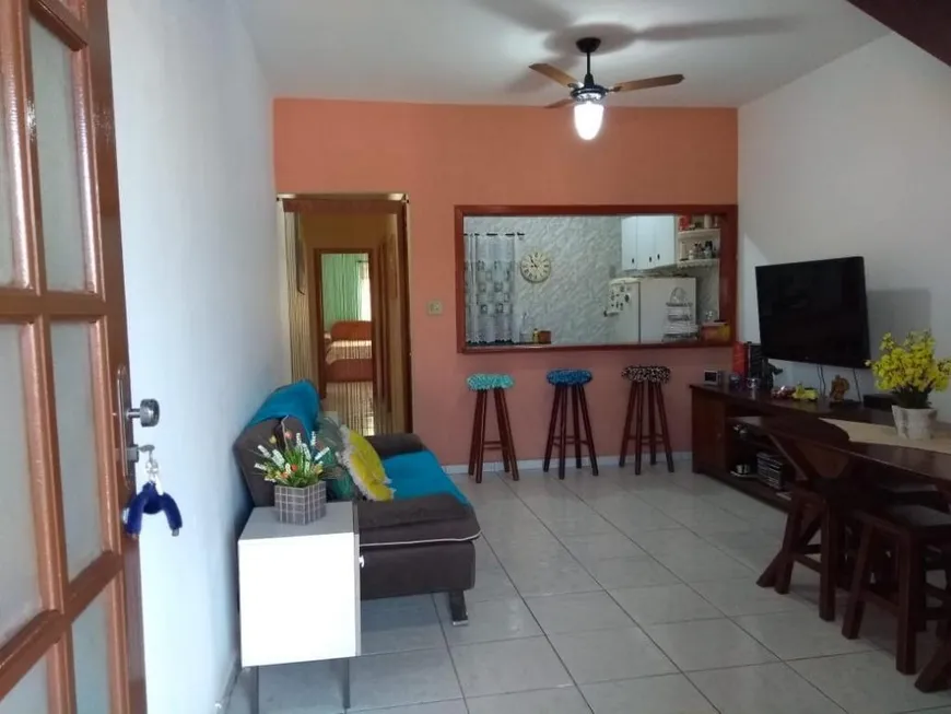 Foto 1 de Casa de Condomínio com 2 Quartos à venda, 90m² em Peró, Cabo Frio