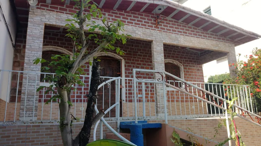 Foto 1 de Casa com 2 Quartos à venda, 80m² em Ouro Preto, Olinda