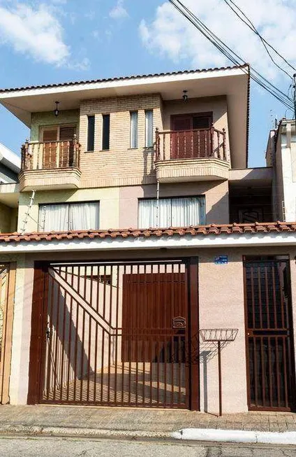 Foto 1 de Sobrado com 3 Quartos à venda, 248m² em Santana, São Paulo