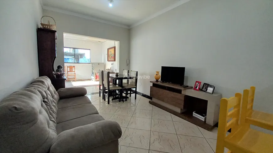 Foto 1 de Casa com 2 Quartos à venda, 144m² em Jardim Dona Regina, Santa Bárbara D'Oeste