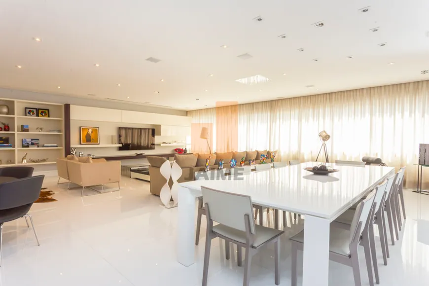Foto 1 de Apartamento com 5 Quartos à venda, 586m² em Higienópolis, São Paulo