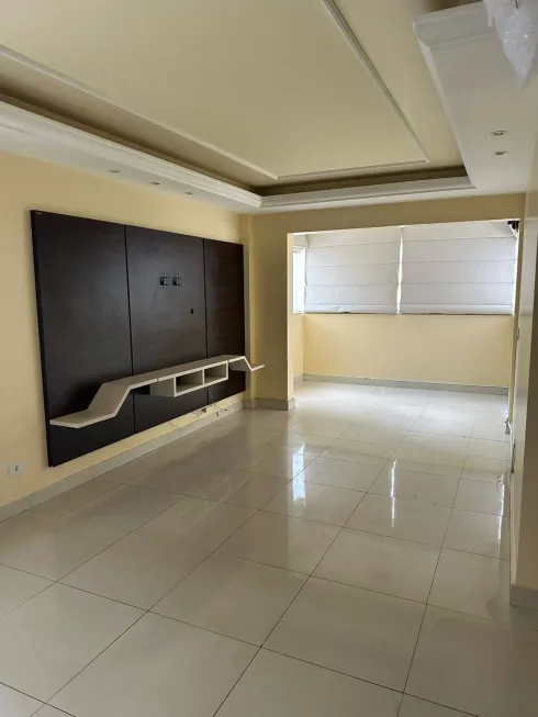 Foto 1 de Apartamento com 3 Quartos para alugar, 113m² em Setor Bueno, Goiânia
