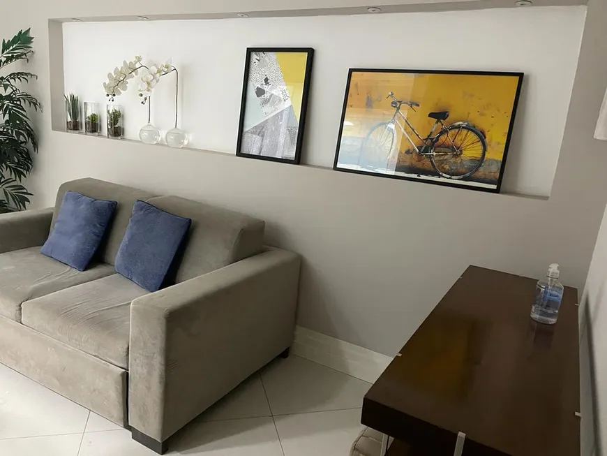 Foto 1 de Apartamento com 1 Quarto para alugar, 37m² em Cerqueira César, São Paulo