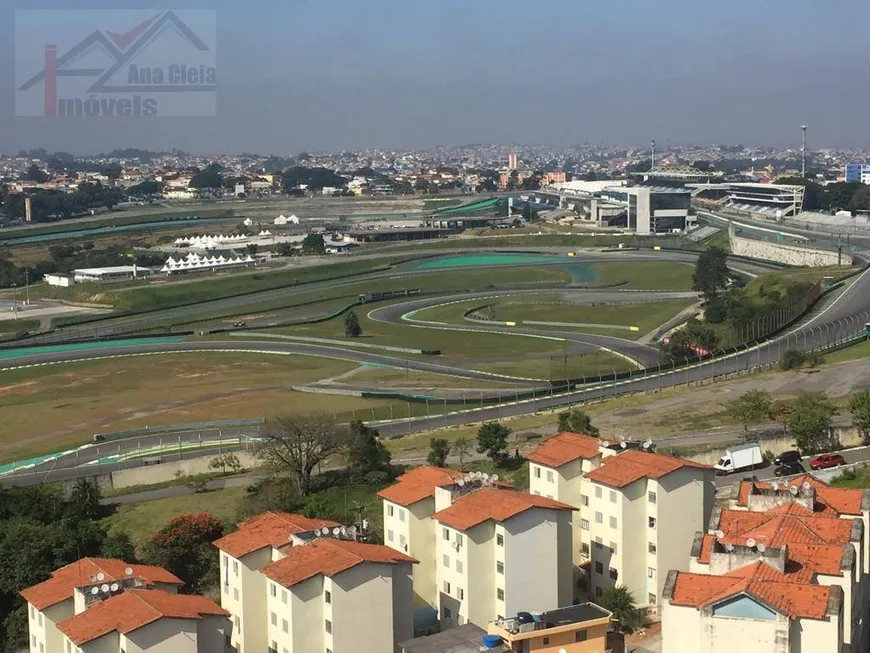 Foto 1 de Apartamento com 2 Quartos à venda, 61m² em Interlagos, São Paulo