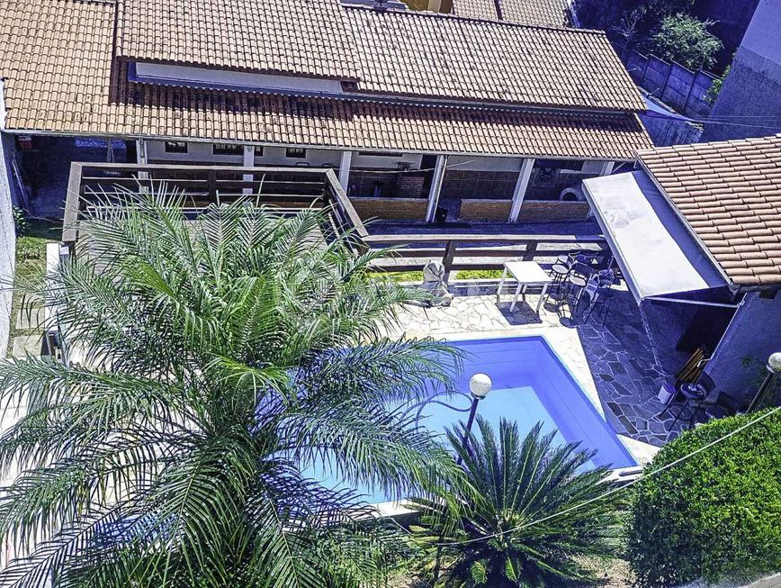 Casa com 3 dormitórios, 218 m² - venda por R$ 690.000,00 ou