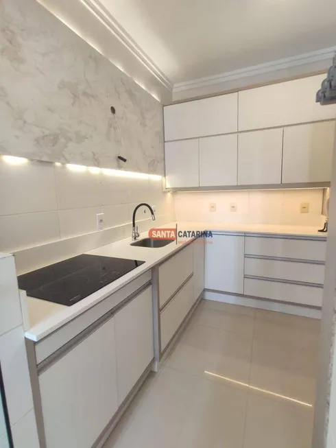 Foto 1 de Apartamento com 2 Quartos à venda, 102m² em Centro, Balneário Camboriú