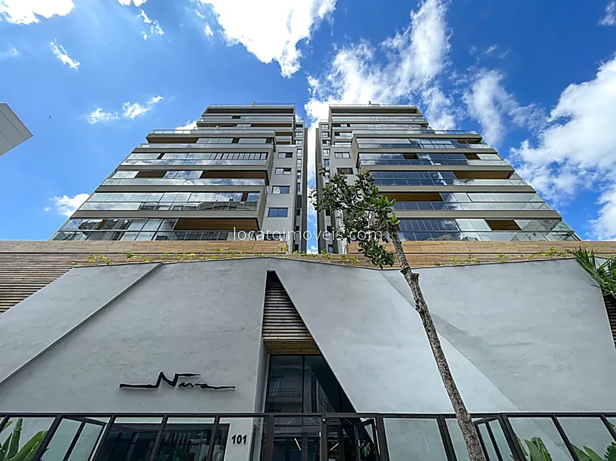 Foto 1 de Apartamento com 3 Quartos à venda, 245m² em Centro, Juiz de Fora