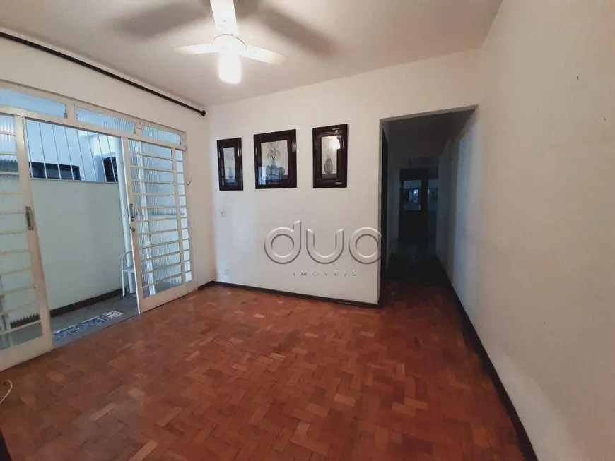 Foto 1 de Casa com 2 Quartos à venda, 74m² em Vila Rezende, Piracicaba