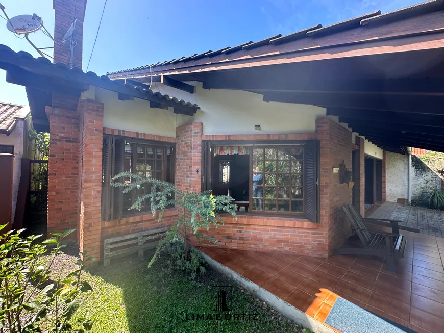 Foto 1 de Casa com 4 Quartos à venda, 182m² em Centro, Imbé